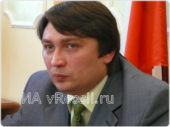 Заместитель председателя городского департамента образования Евгений Павлов