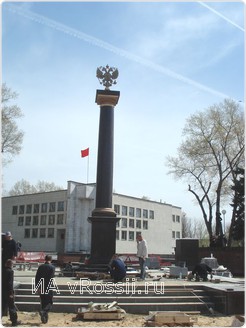 Вот таким будет в Воронеже общероссийский памятник города воинской славы. Основная часть уже установлена, остаются работы по благоустройству территории.