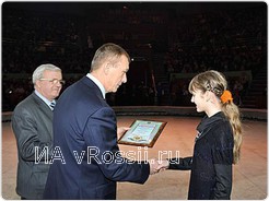 Николай Денин наградил победителей регионального этапа всероссийского конкурса 
