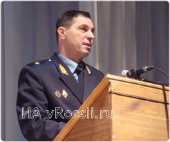 Генерал-майор Василий Васильев поздравил всех женщин-военнослужащих с 8 марта 