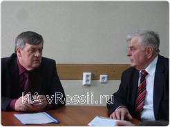 Состоялась рабочая беседа после осмотра поликлиники №8 между главврачом Виталием Гранкиным и Сергеем Боженовым  