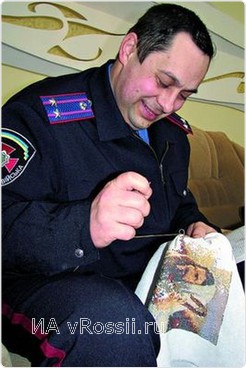 <i>Мужчина в женской роли</i>