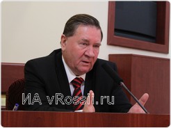 Губернатор Курской области Александр Михайлов